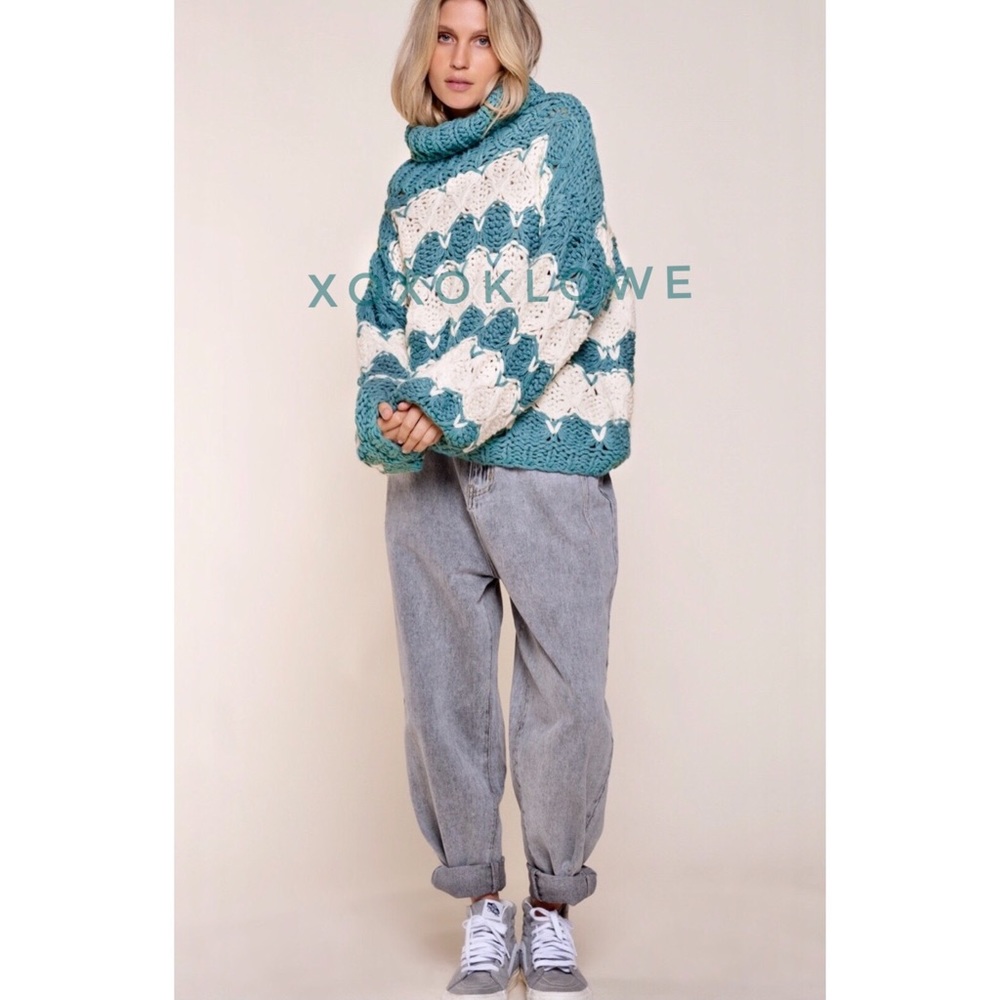 POL Teal & Ivory Stripe Handmade Chunky Knit Sweater - Picture 6 of 12